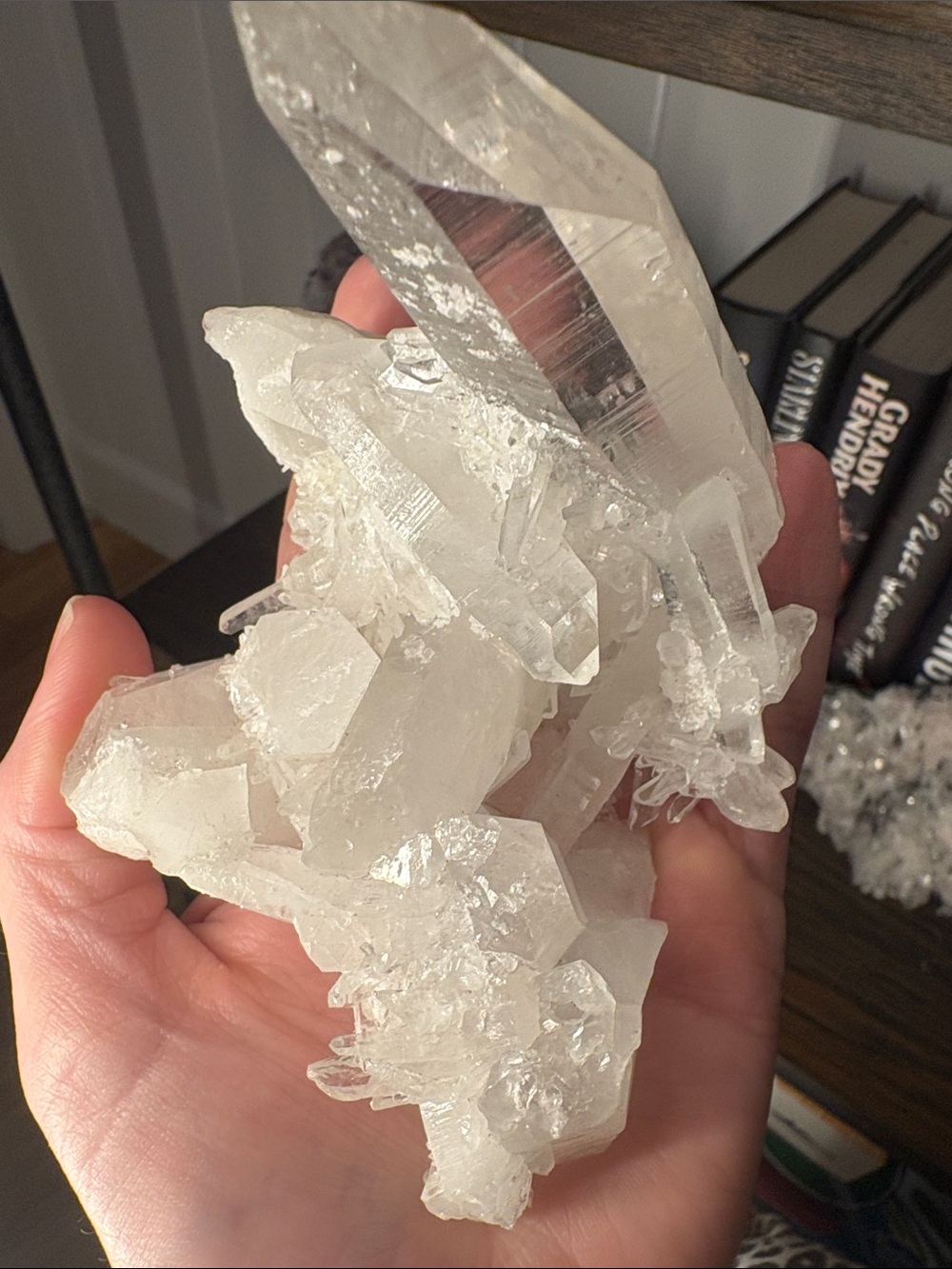 Quartz Cluster - Picture 4 of 4